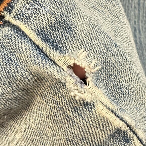 Abercrombie & Fitch Madison Distressed Flare Jeans Size 4 - Picture 5 of 7